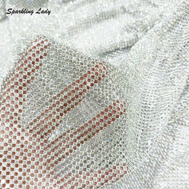 Tkanina z metalowymi dżetami 3 – Crystal Mesh Fabric recenzja i cena